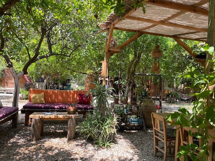 Litost Cafe Bungalov