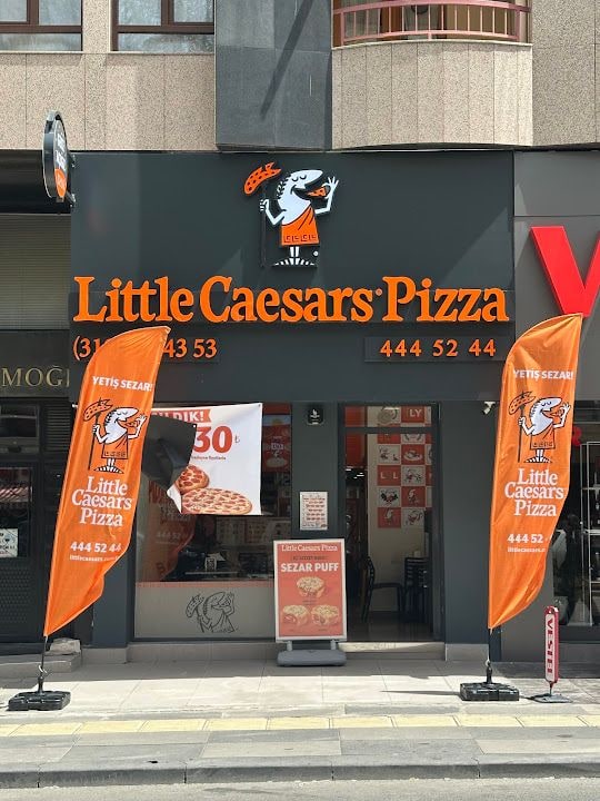 Little Caesars - Esat Şubesi