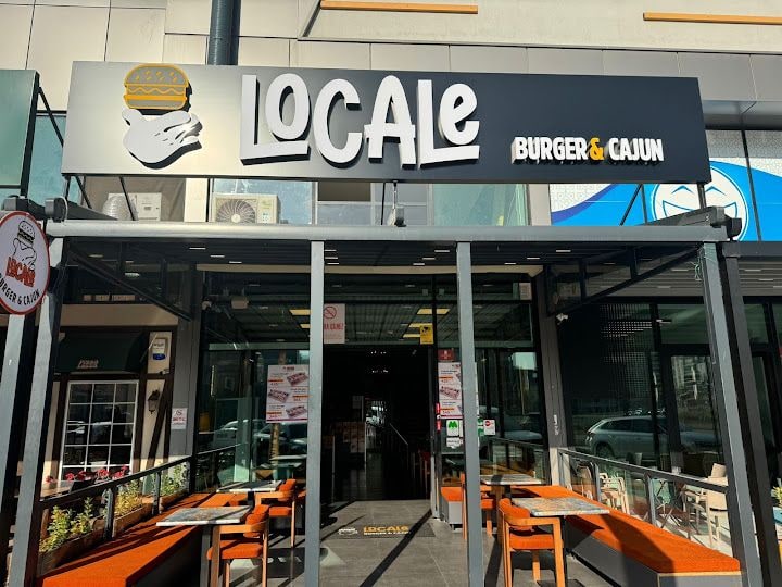 Locale Burger & Cajun Eryaman Port