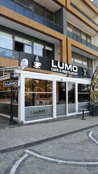 Lumo House