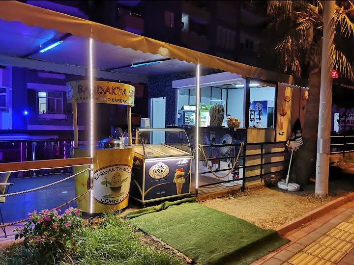 Luna cafe