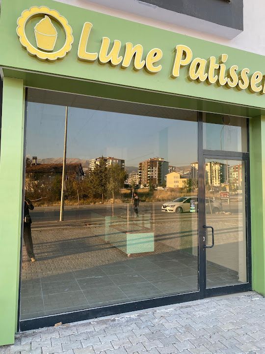 Lune Patisserie