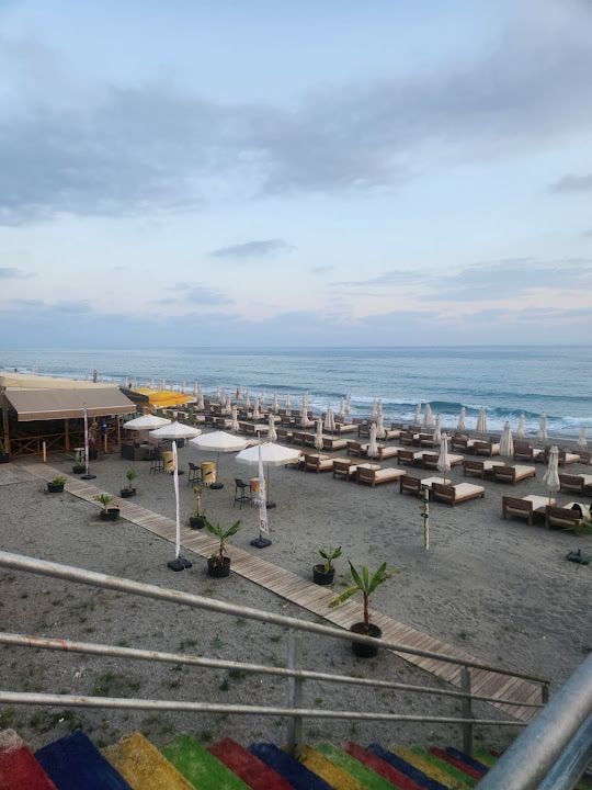 Lux Beach 63
