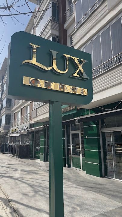 Lux Kafe Pasta