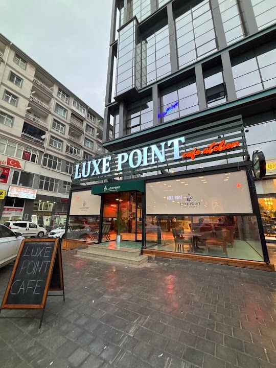 Luxe Point Cafe Atelier