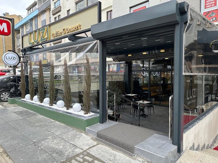 Luzi Coffee & Dessert
