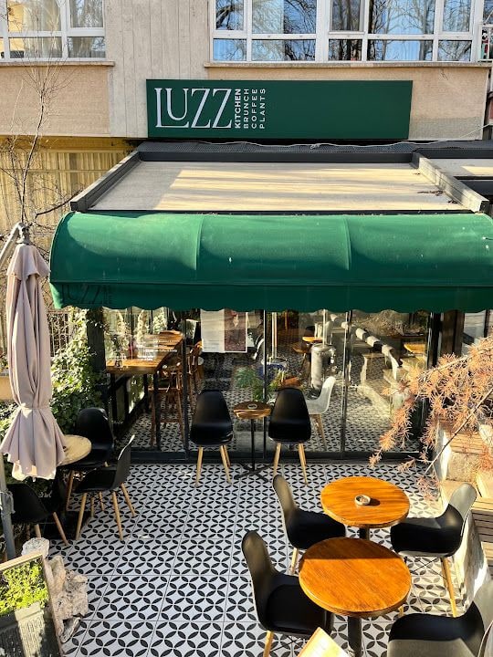 Luzz Kitchen & Coffee