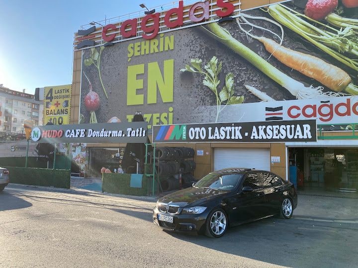 M Mudo Dondurma & Tatlı