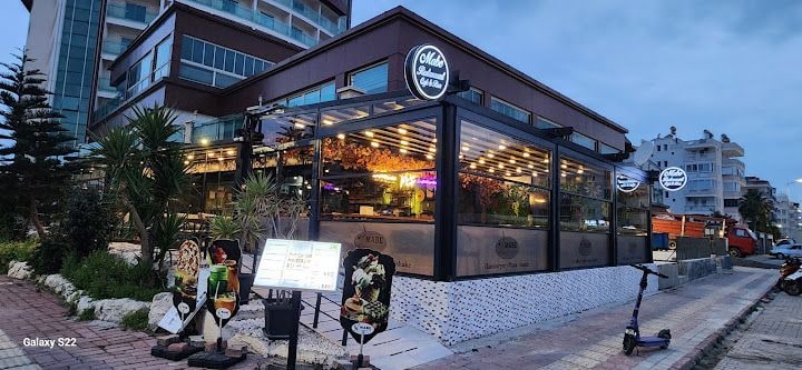 Mabe Cafe Restaurant