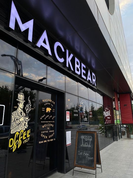 Mackbear Coffe Co.