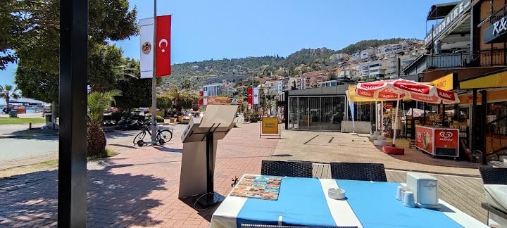 Maestro Restaurant Cafe Ve Bar