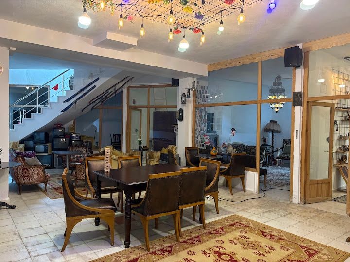 Mahalle Cafe