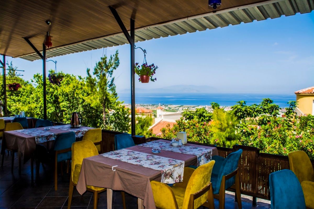 Mahzen Restaurant