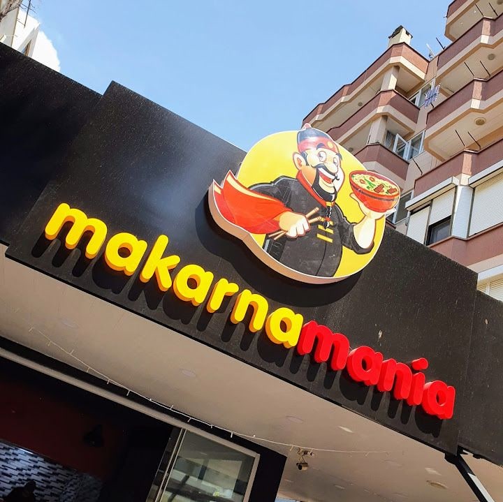 Makarnamania
