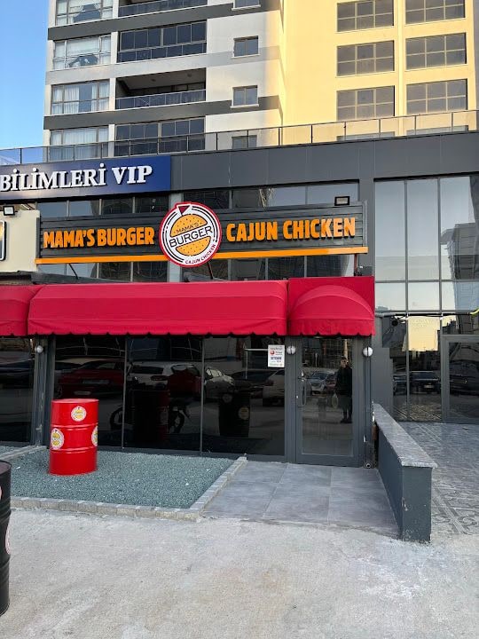 Mama's Burger & Cajun Eryaman