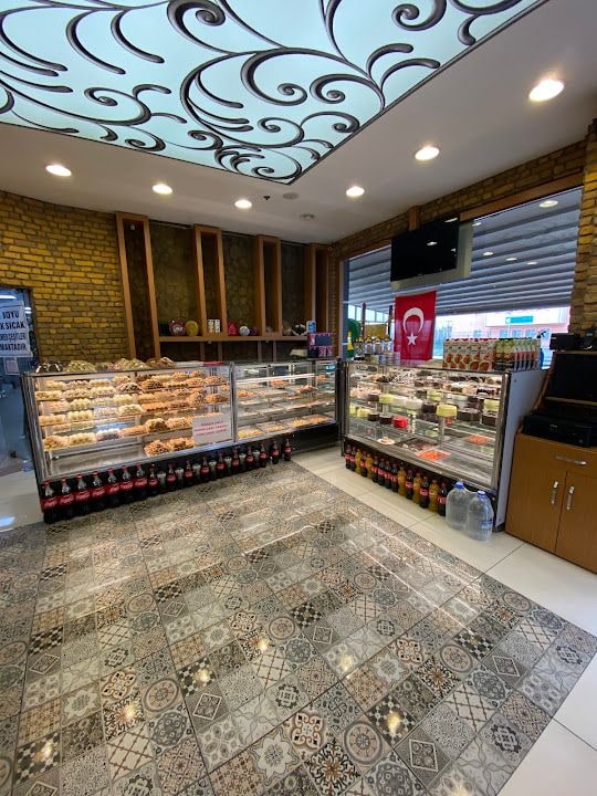 Mango Cafe Restaurant