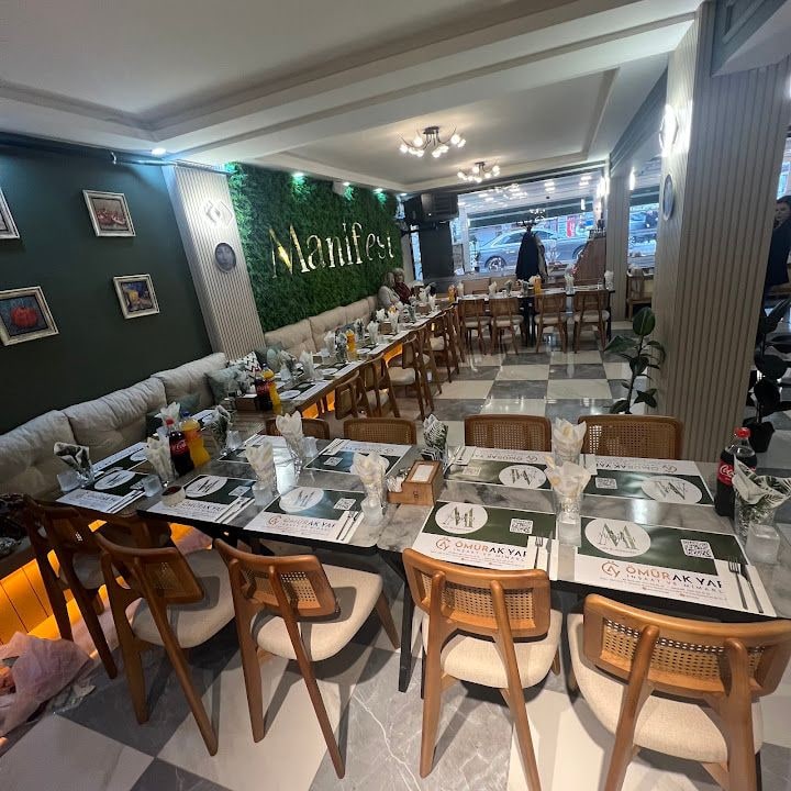 Manifest Cafe & Restaurant