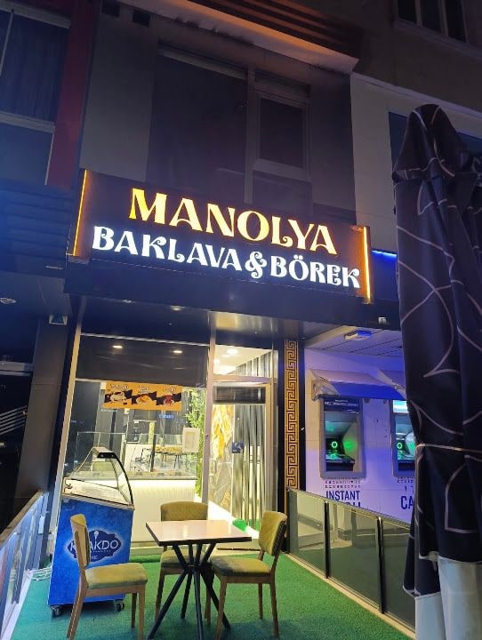 Manolya Baklava & Börek