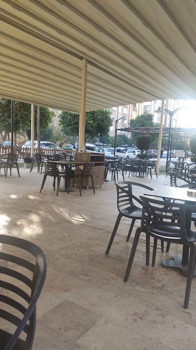 Manolya Cafe