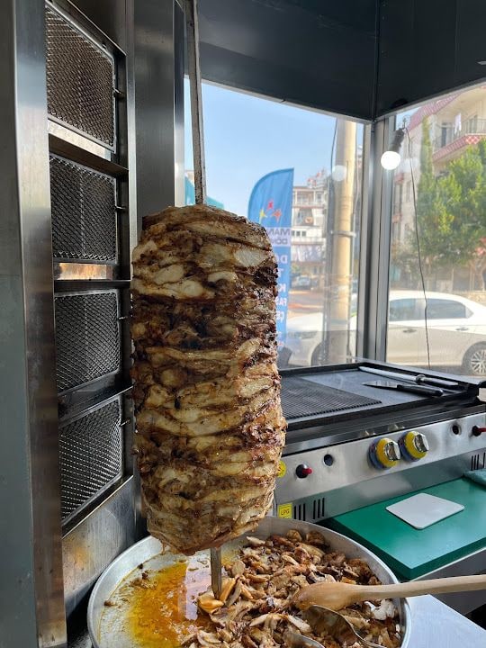 Manşet Döner Evi