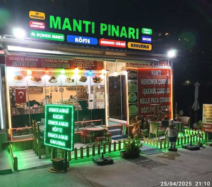 MANTI PINARI