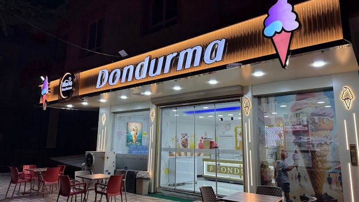 Maraş Dondurmacısı