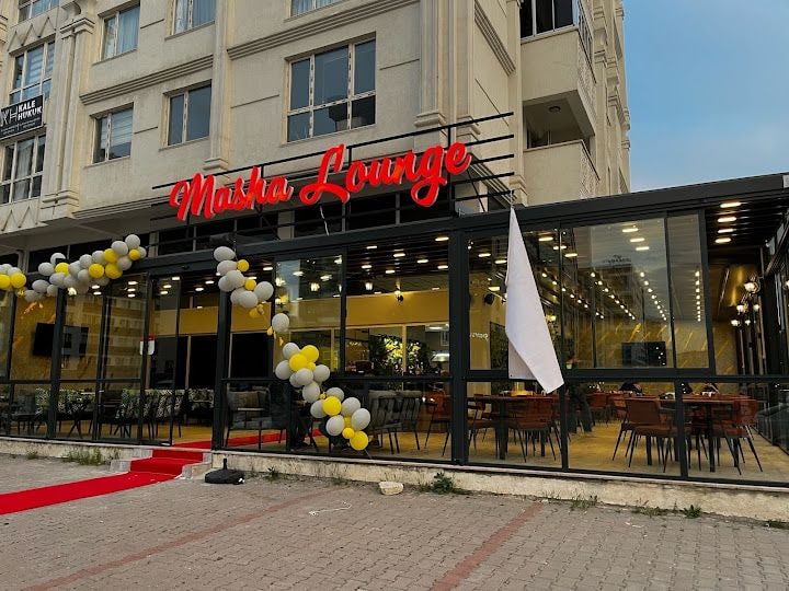Masha Lounge