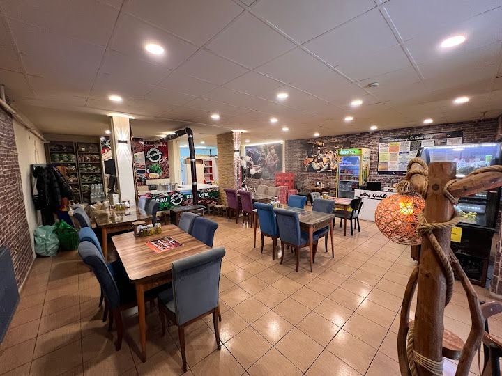 Master Cafe