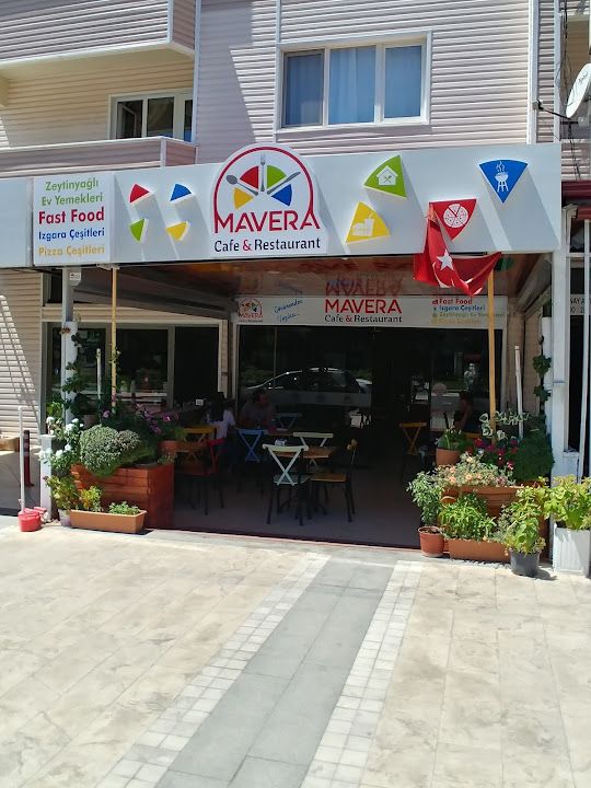 Mavera Cafe & Restaurant