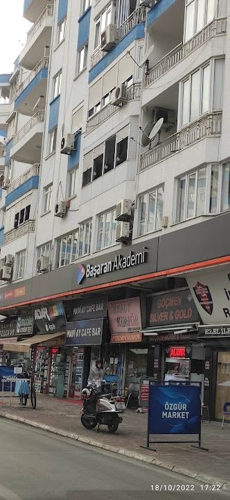 Mavi Ay Cafe Bar