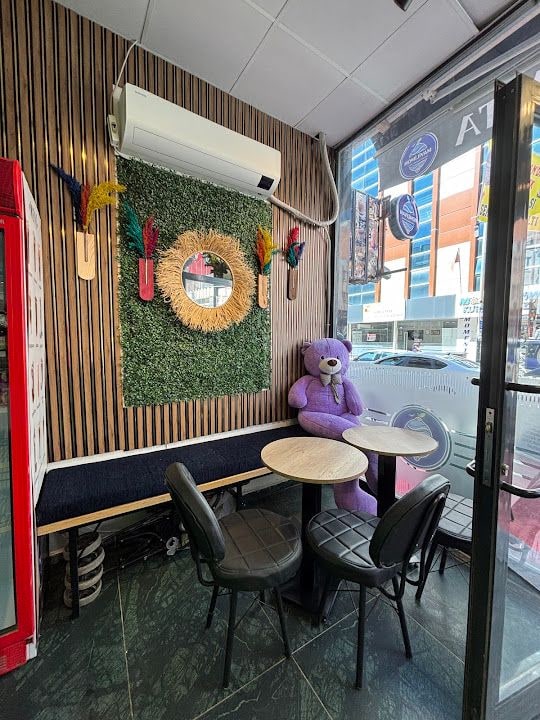 Mavilimon Cafe