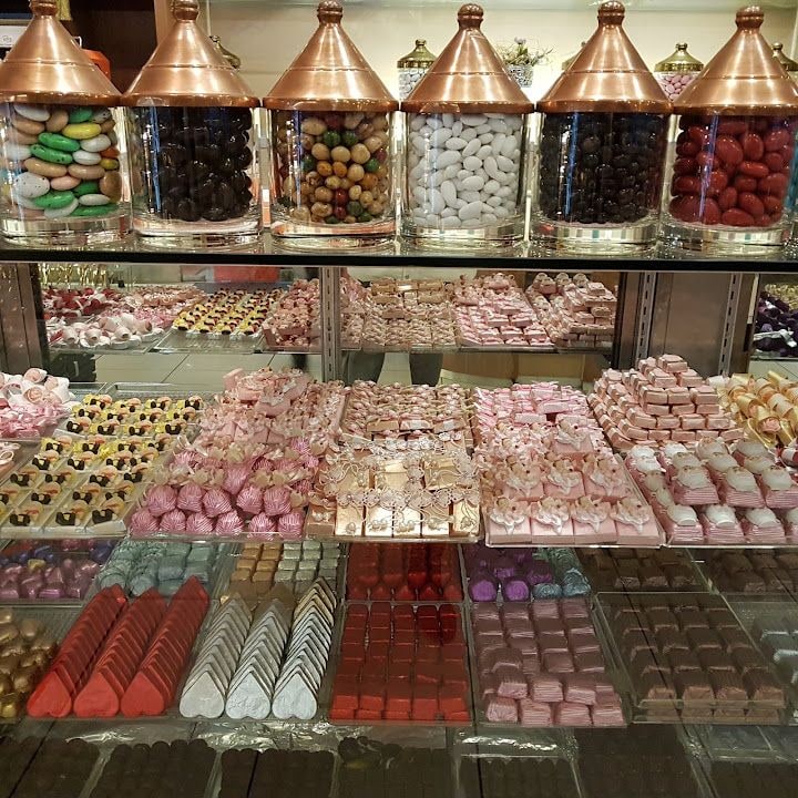 Maya Pastanesi (bistro-cafe-restorant)