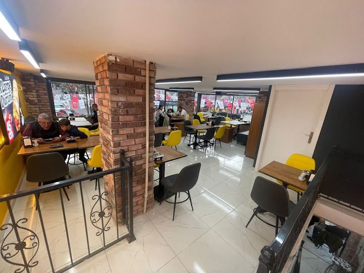 Maydonoz Döner İzmir Caddesi
