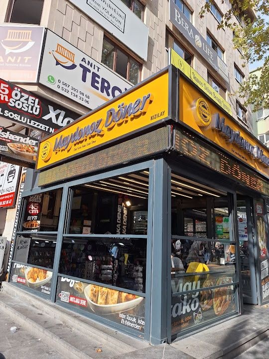Maydonoz Döner Karanfil Sokak