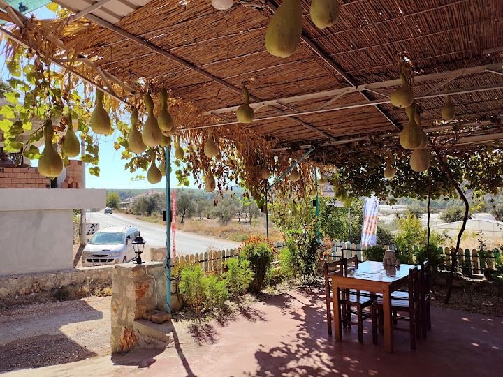 MEHMETİN YERİ CAFE RESTAURANT