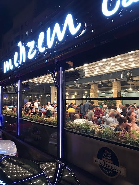 Mehzem Cafe & Bistro