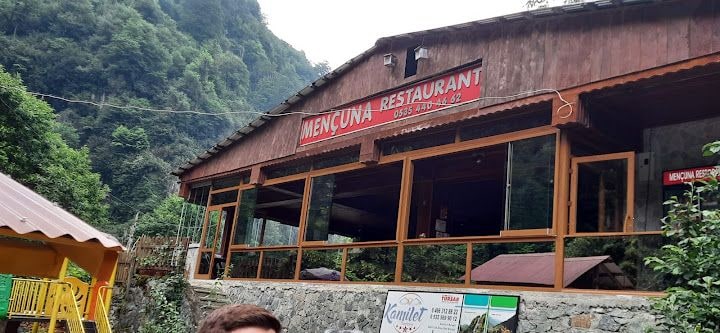 Mençuna Şelalesi Restoran