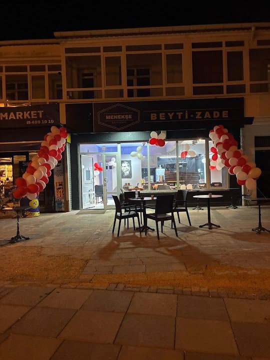 Menekşe beytizade