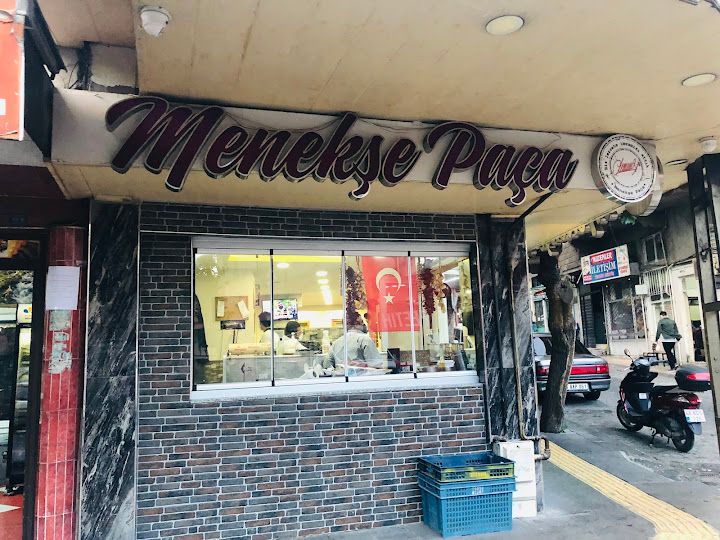 Menekşe Paça Salonu