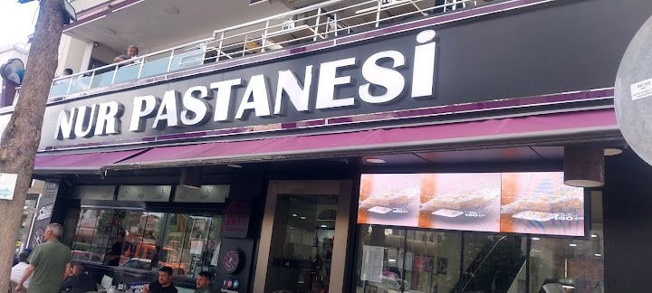 Merkez Nur Pastanesi