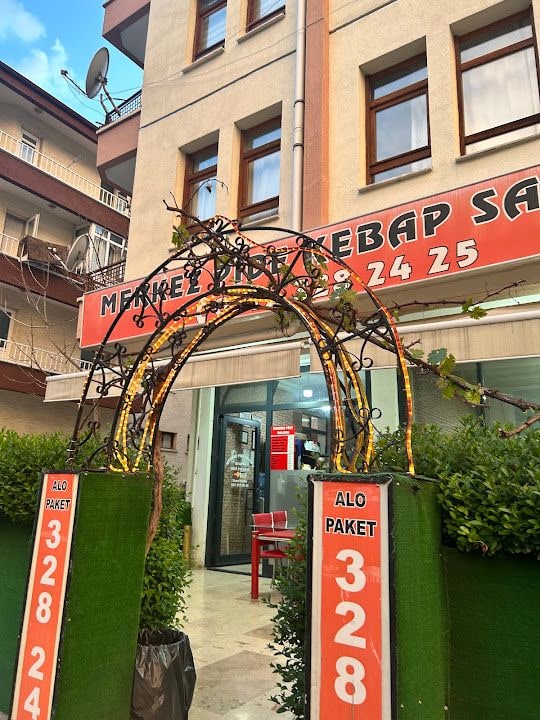 Merkez Pide & Kebap Salonu