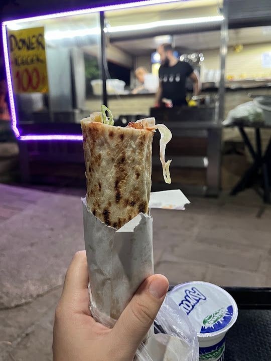 Mertler Gece Döner & Huzur Büfe