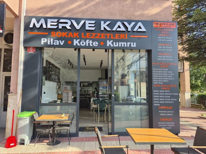 Merve Kaya Sokak Lezzerleri ( Kral Pilavcı )