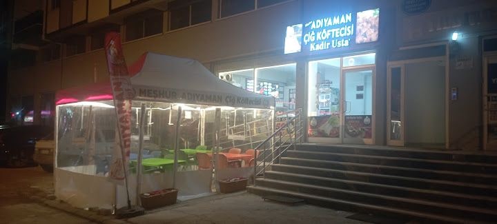 Meşhur Adıyaman Çiğ Köftecisi Kadir Usta Karşıyaka Şubesi