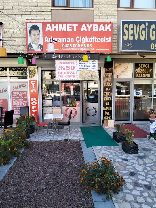 Meşhur Adıyaman Çiğköftecisi Ahmet Usta Sinan Cad.