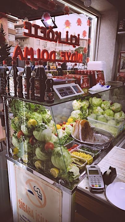 Meşhur Adıyaman Çiğköftecisi Ömer Aybak Abidinpaşa Şubesi Ve Çalışkan Meze Evi