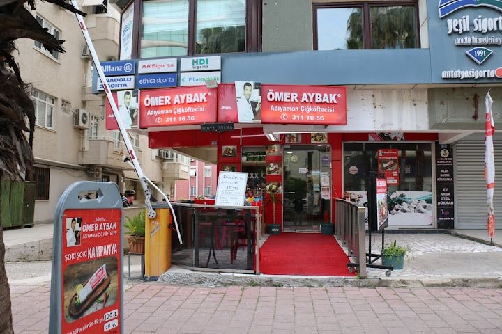 Meşhur Adıyaman Çiğköftecisi Ömer Aybak Burhanettin Onat Şubesi