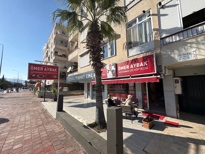 Meşhur Adıyaman Çiğköftecisi Ömer Aybak (konuksever)