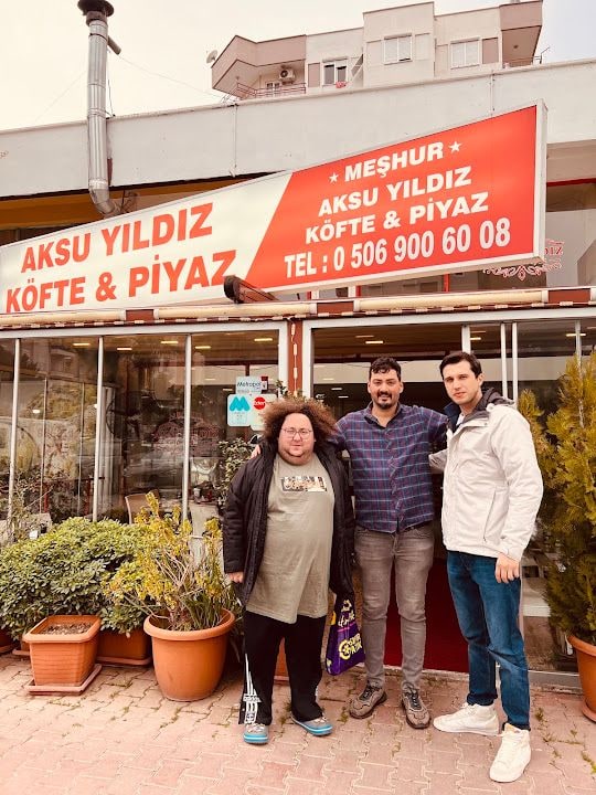 Meşhur Aksu Yıldız Köfte & Piyaz