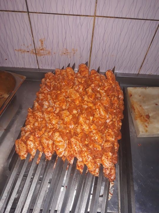 MEŞHUR KANATÇI